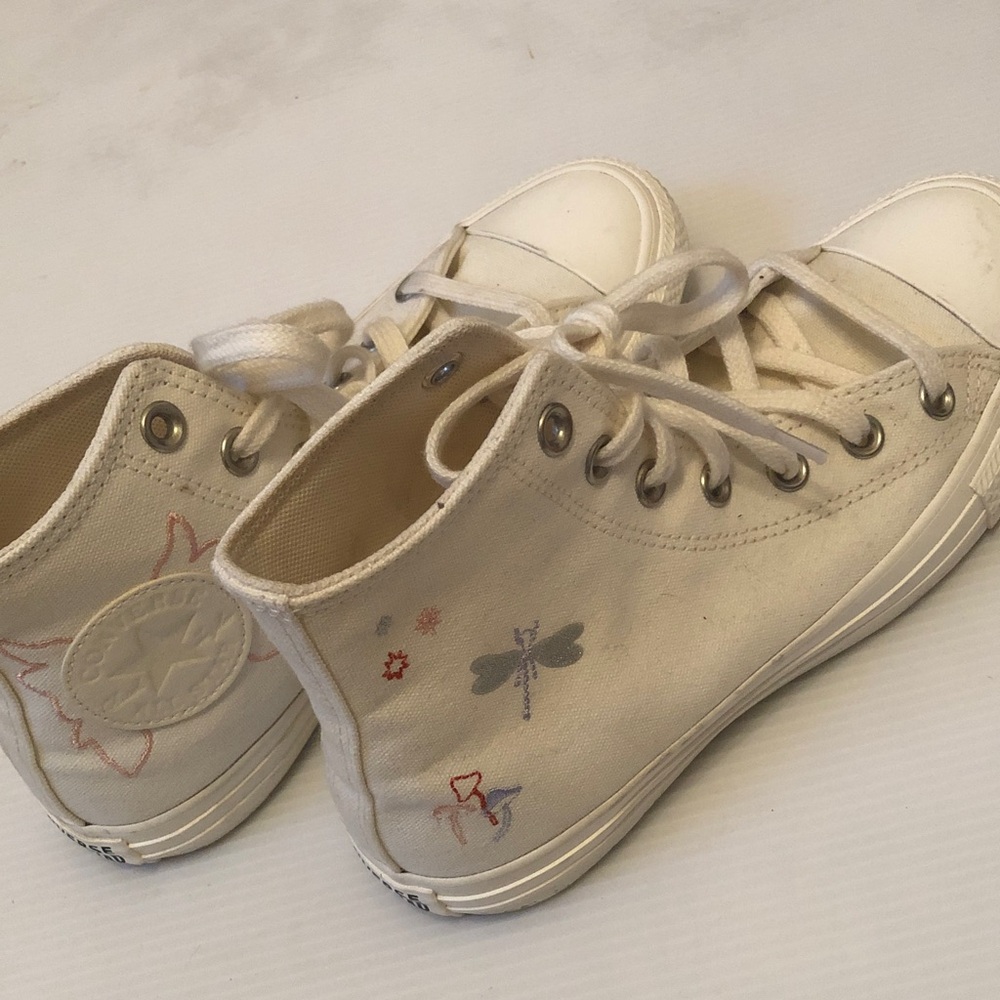 Converse ladies high top sneakers cream 7 size